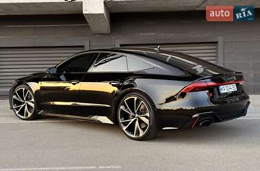 Лифтбек Audi RS7 Sportback 2020 в 