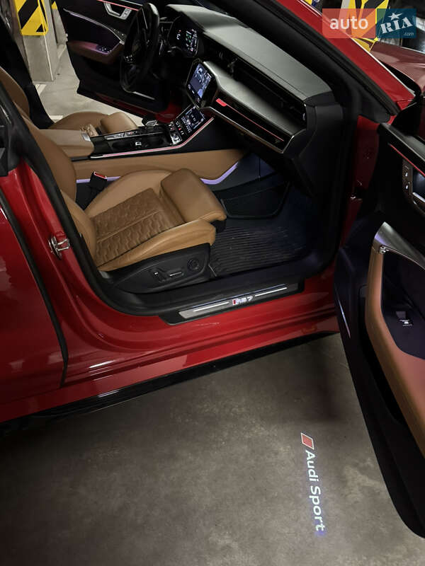 Ліфтбек Audi RS7 Sportback 2021 в Києві фото 12 Ліфтбек Audi RS7 Sportback 2021 в Києві