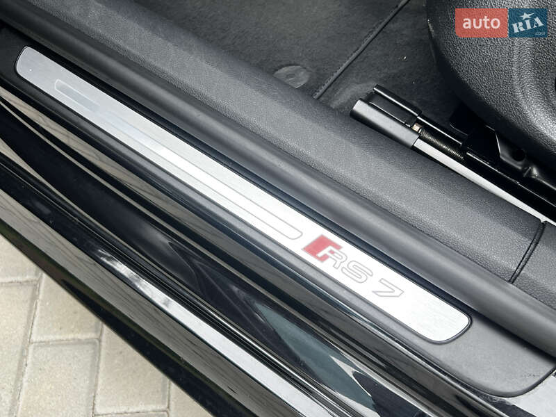 Ліфтбек Audi RS7 Sportback 2014 в Черкасах фото 28 Ліфтбек Audi RS7 Sportback 2014 в Черкасах