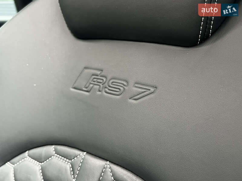 Ліфтбек Audi RS7 Sportback 2014 в Черкасах фото 49 Ліфтбек Audi RS7 Sportback 2014 в Черкасах