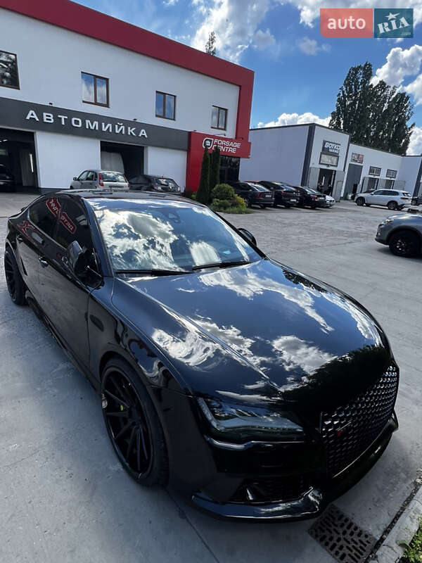 Ліфтбек Audi RS7 Sportback 2014 в Черкасах фото 68 Ліфтбек Audi RS7 Sportback 2014 в Черкасах