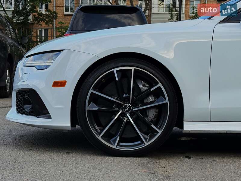 Лифтбек Audi RS7 Sportback 2016 в Киеве фото 17 Лифтбек Audi RS7 Sportback 2016 в Киеве