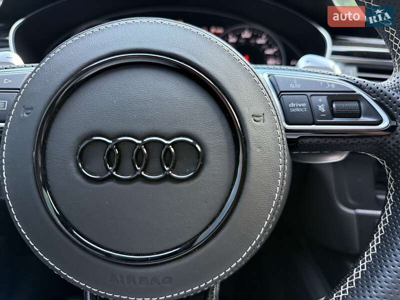 Лифтбек Audi RS7 Sportback 2016 в Киеве фото 49 Лифтбек Audi RS7 Sportback 2016 в Киеве