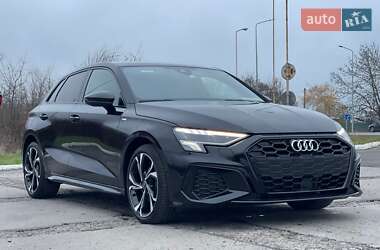 Хэтчбек Audi S3 Sportback 2021 в Ужгороде