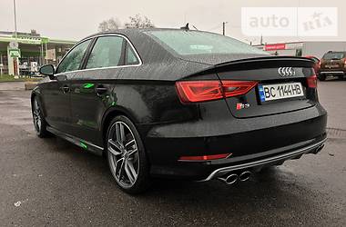 Седан Audi S3 2014 в Киеве