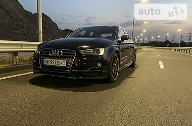 Седан Audi S3 2015 в Запорожье