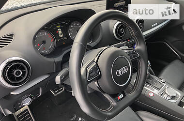 Седан Audi S3 2015 в Харкові