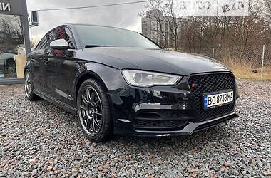 Седан Audi S3 2014 в Львові