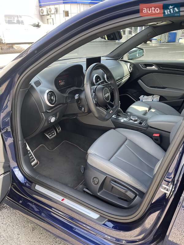 Седан Audi S3 2019 в Киеве фото 14 Седан Audi S3 2019 в Киеве