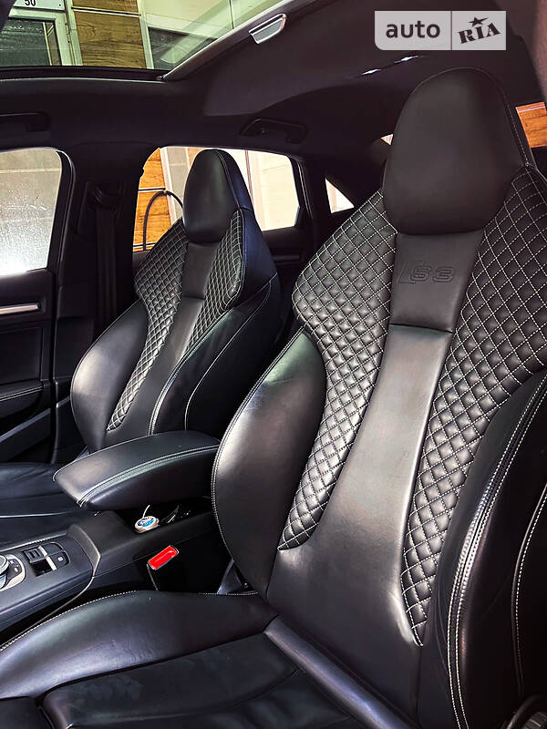 Седан Audi S3 2015 в Киеве