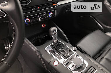 Седан Audi S3 2015 в Киеве