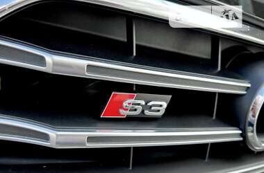 Седан Audi S3 2015 в 