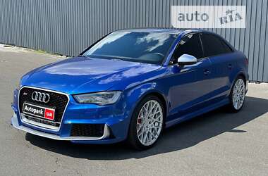 Седан Audi S3 2014 в Киеве