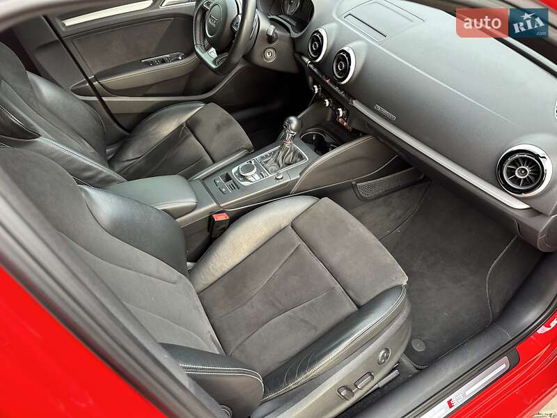 Седан Audi S3 2014 в Одессе