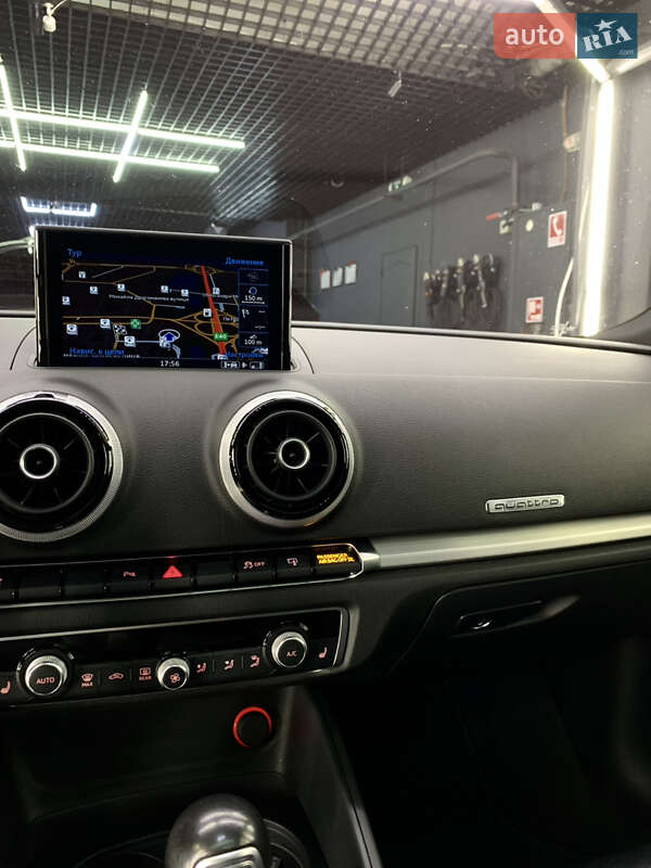 Седан Audi S3 2015 в Киеве