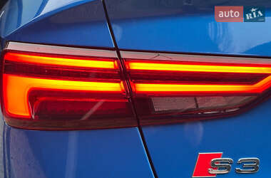 Седан Audi S3 2018 в Киеве