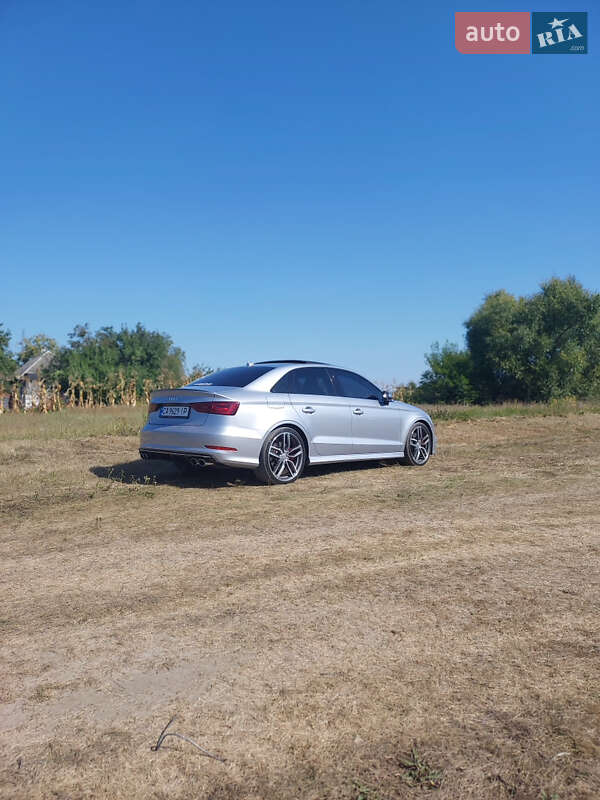 Седан Audi S3 2015 в Черкассах