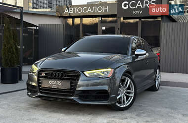 Седан Audi S3 2014 в Киеве