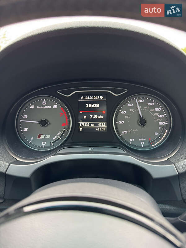 Седан Audi S3 2014 в Киеве