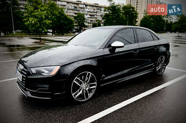 Седан Audi S3 2014 в 