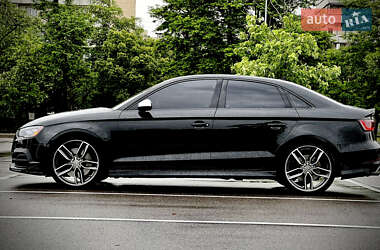 Седан Audi S3 2014 в 