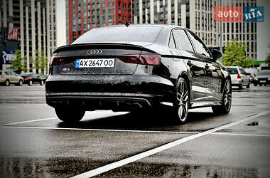 Седан Audi S3 2014 в 