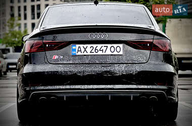 Седан Audi S3 2014 в 