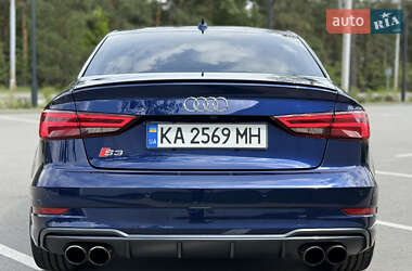 Седан Audi S3 2017 в 