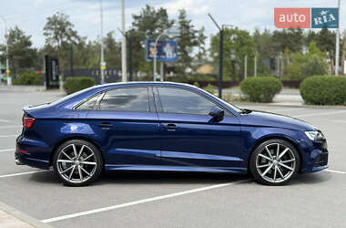 Седан Audi S3 2017 в 