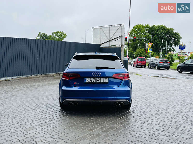 Хэтчбек Audi S3 2016 в Виннице