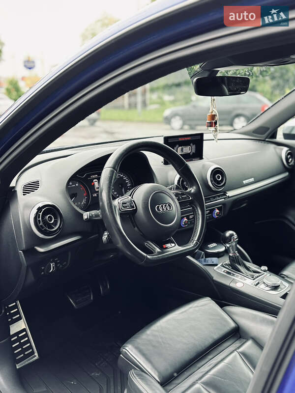 Хэтчбек Audi S3 2016 в Виннице