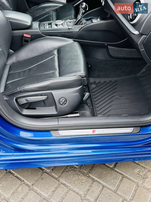 Хэтчбек Audi S3 2016 в Виннице
