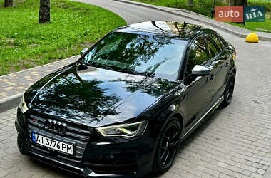 Седан Audi S3 2015 в 