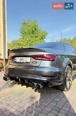 Седан Audi S3 2017 в 
