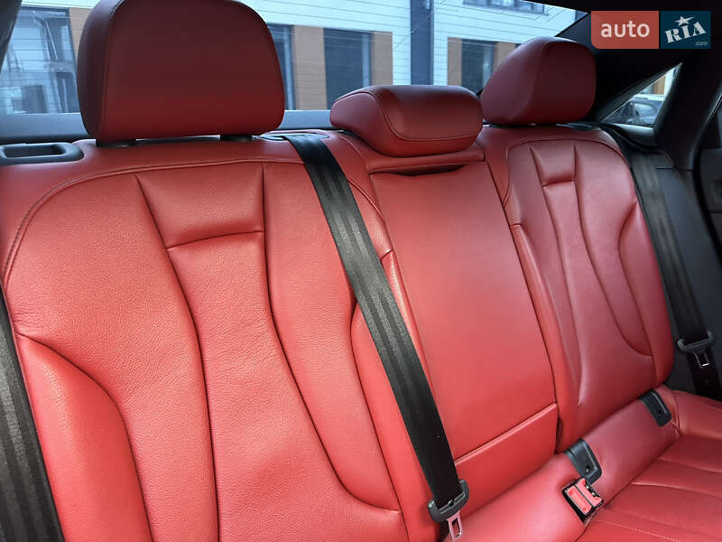 Седан Audi S3 2017 в Коломые
