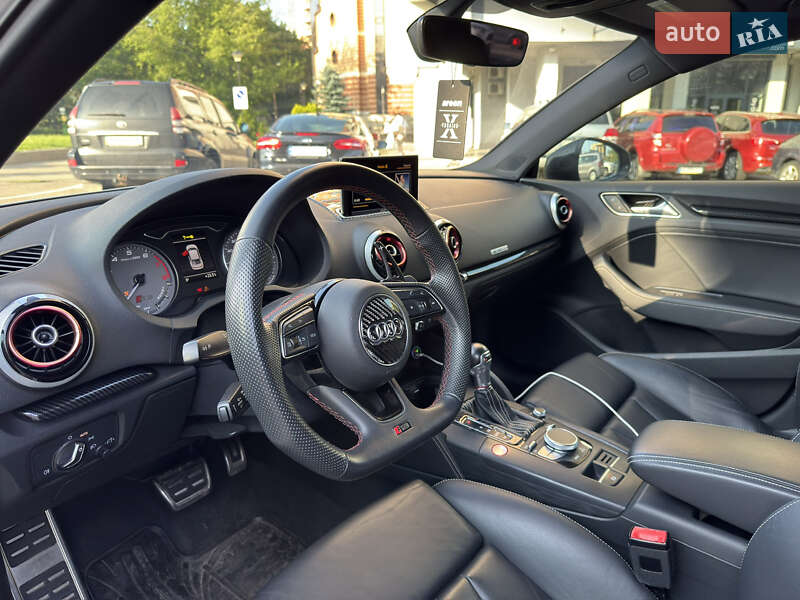 Седан Audi S3 2016 в Києві