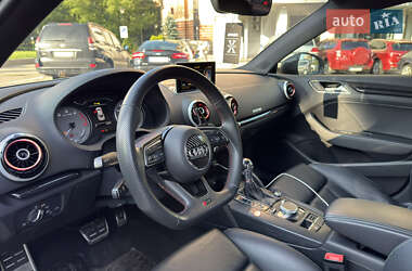 Седан Audi S3 2016 в 