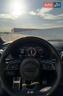 Седан Audi S3 2017 в 