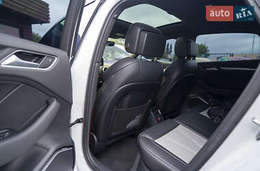 Седан Audi S3 2015 в 