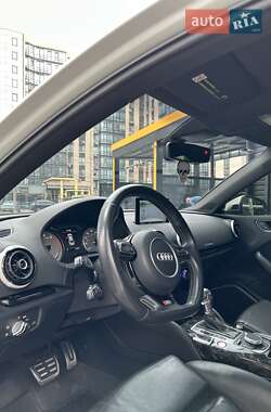 Седан Audi S3 2015 в 