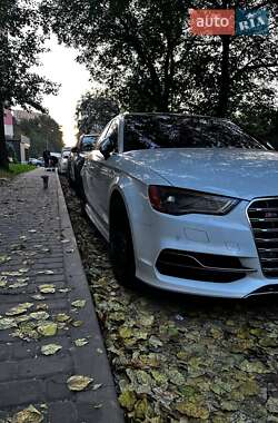 Седан Audi S3 2015 в 
