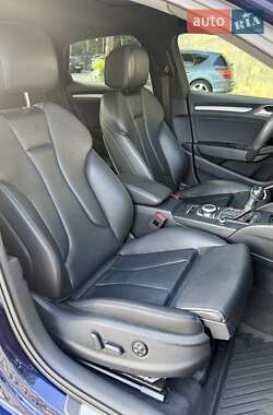 Седан Audi S3 2020 в 