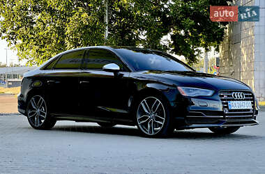 Седан Audi S3 2014 в 