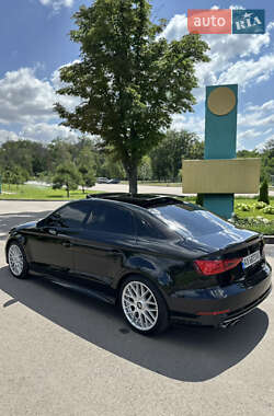 Седан Audi S3 2015 в 