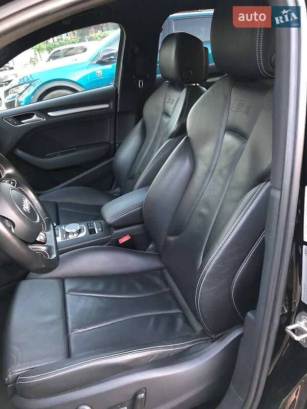 Седан Audi S3 2015 в Ізмаїлі
