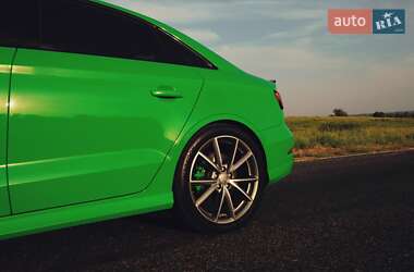 Седан Audi S3 2017 в 