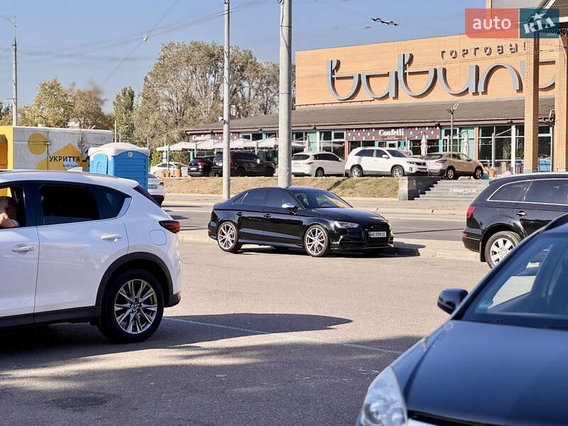 Седан Audi S3 2016 в Днепре