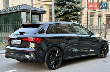 Седан Audi S3 2021 в 