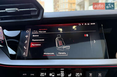 Седан Audi S3 2021 в 