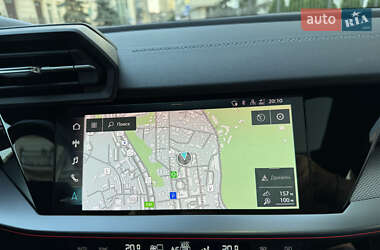 Седан Audi S3 2021 в 